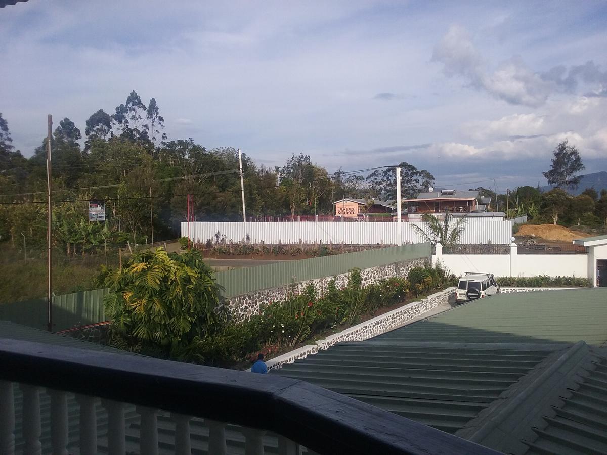 Mcroyal Hotel Mount Hagen Buitenkant foto