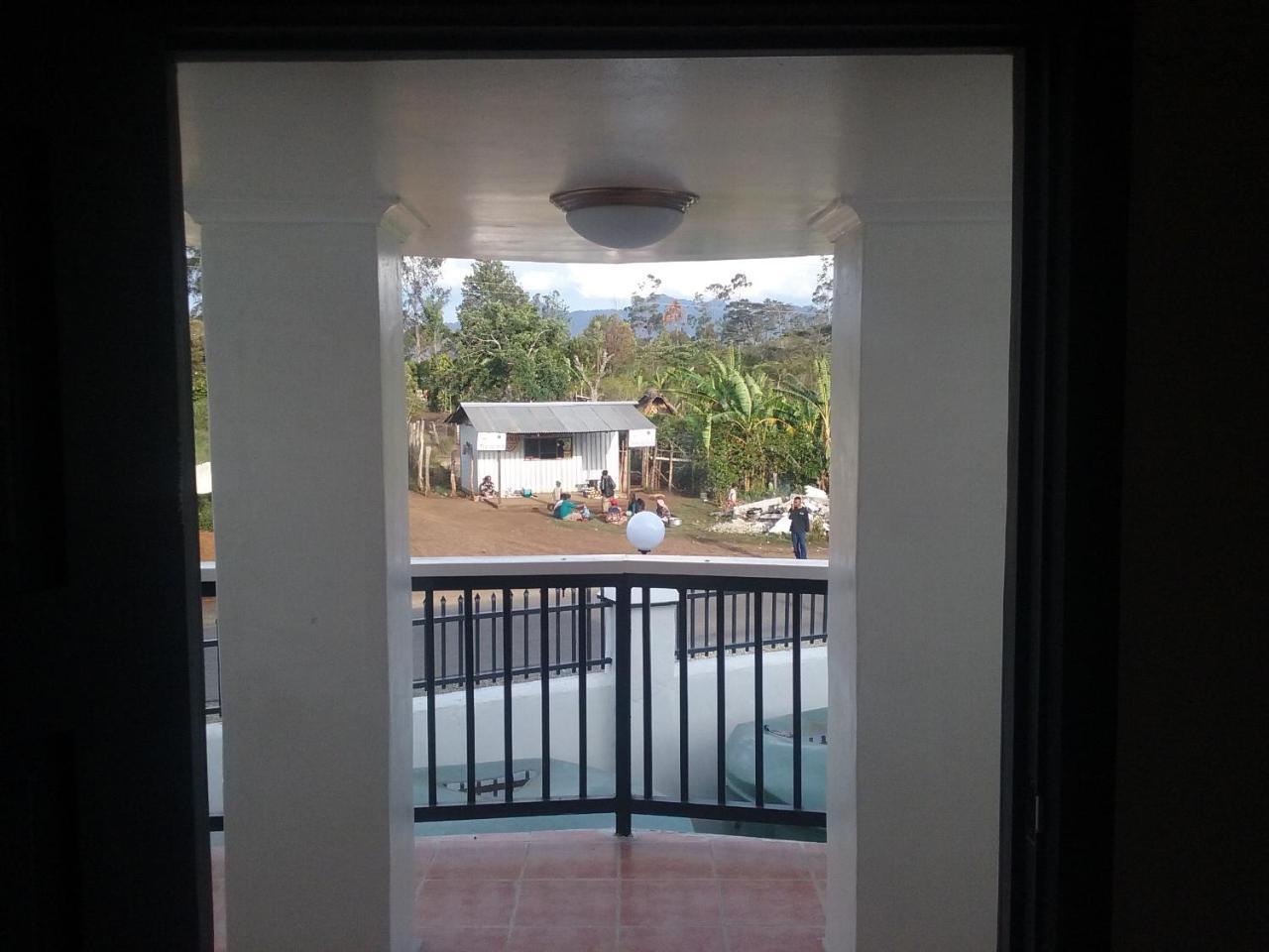 Mcroyal Hotel Mount Hagen Buitenkant foto