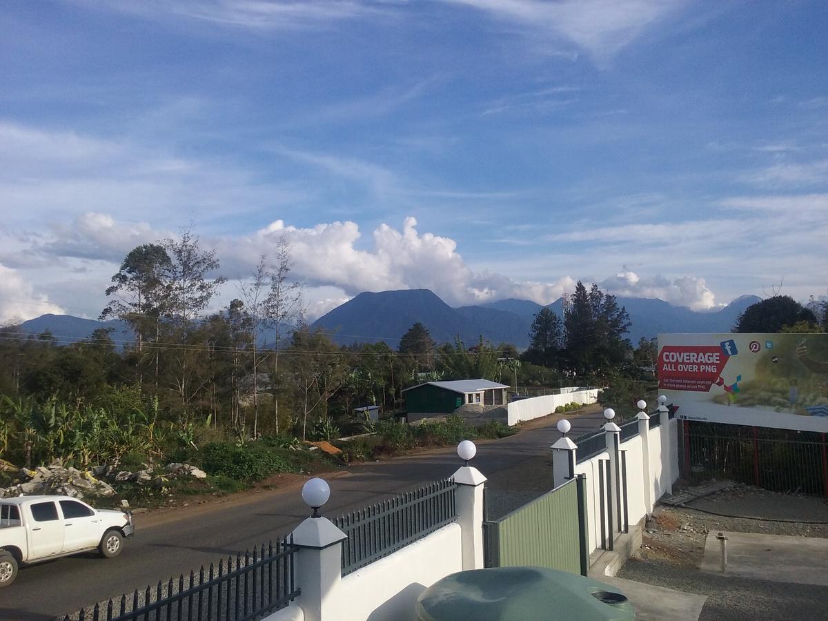 Mcroyal Hotel Mount Hagen Buitenkant foto