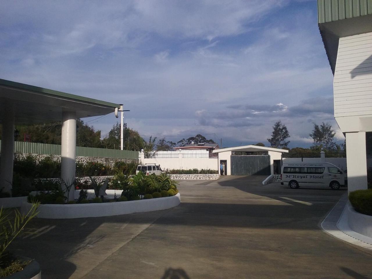 Mcroyal Hotel Mount Hagen Buitenkant foto