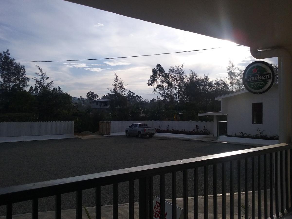 Mcroyal Hotel Mount Hagen Buitenkant foto