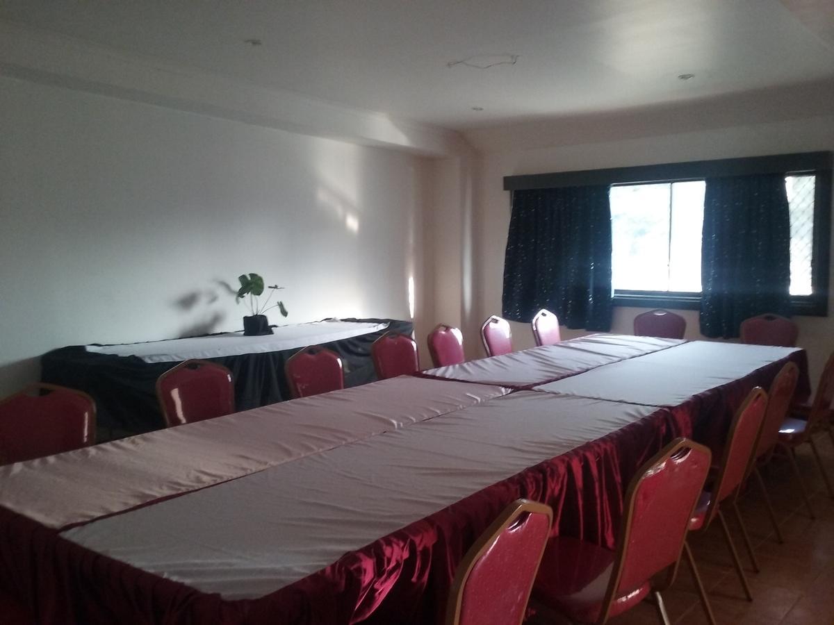 Mcroyal Hotel Mount Hagen Buitenkant foto
